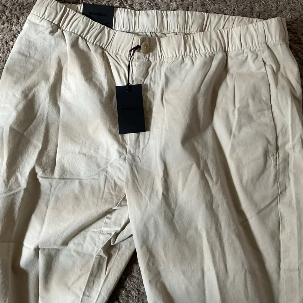 Men’s New XL Short Bonbos Khaki Pants Size Wheat Elastic NWT - Picture 4 of 5